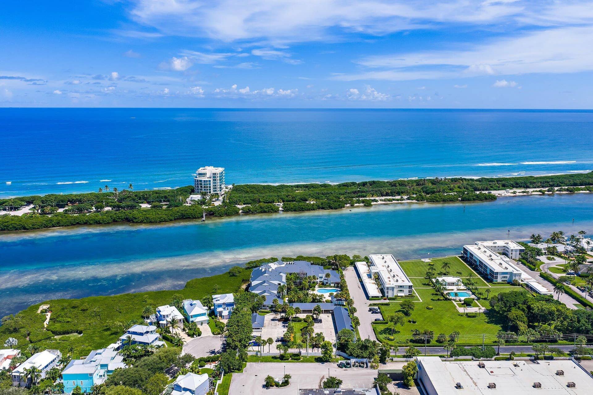200 WATERWAY Road, #105, Tequesta, Tequesta, FL 33469 016-200WaterwayRd-Tequesta-SMALL