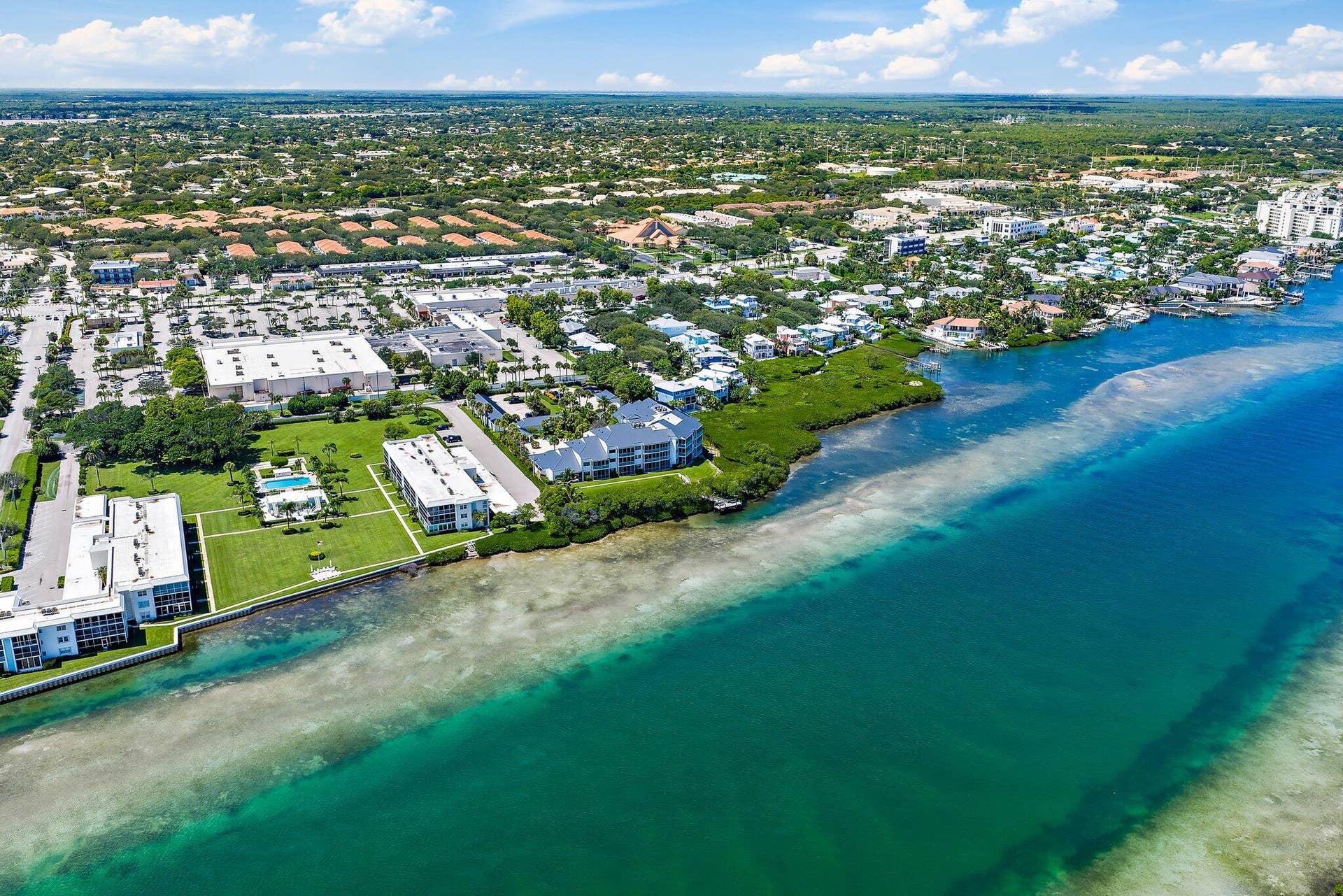 200 WATERWAY Road, #105, Tequesta, Tequesta, FL 33469 022-200WaterwayRd-Tequesta-SMALL
