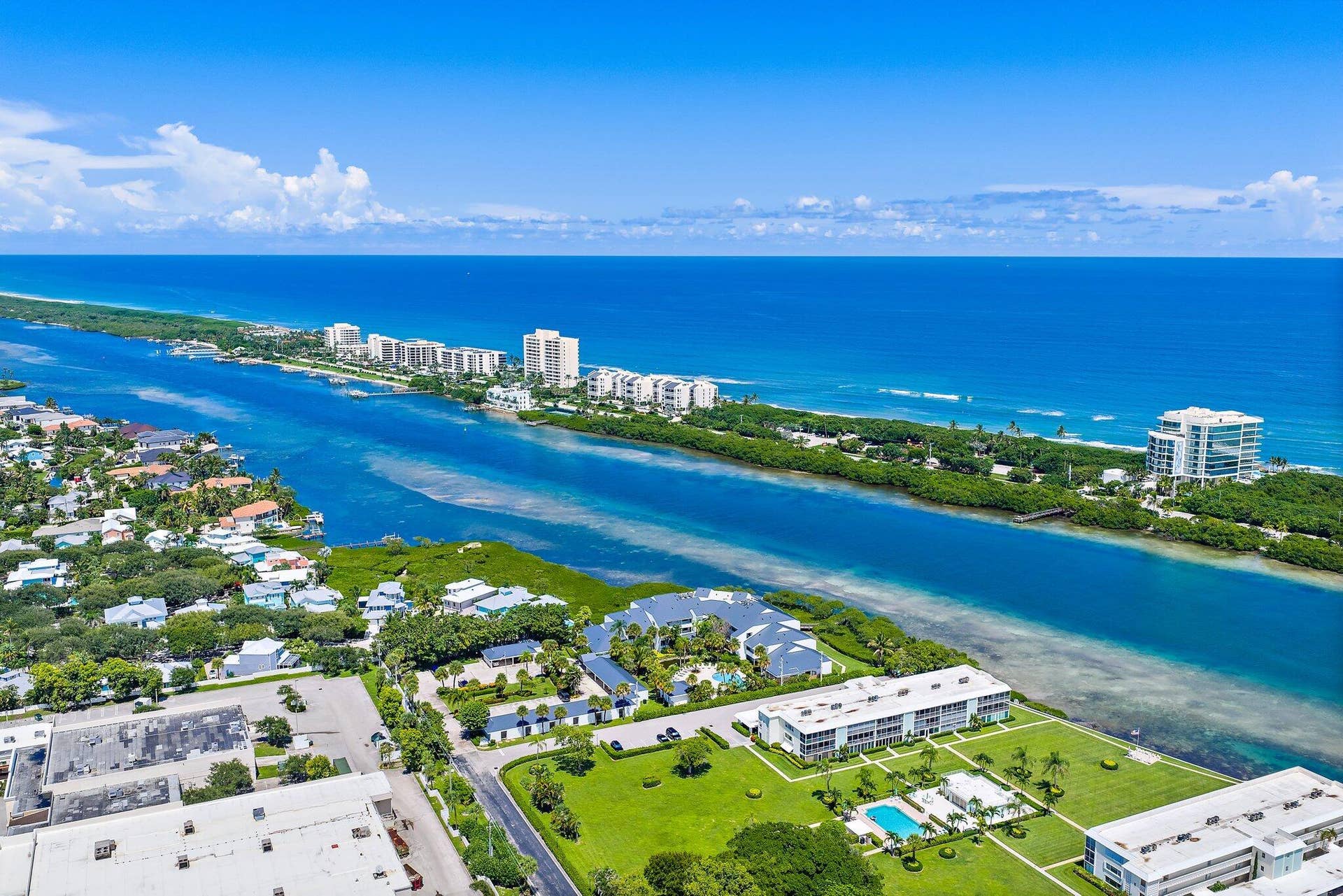 200 WATERWAY Road, #105, Tequesta, Tequesta, FL 33469 018-200WaterwayRd-Tequesta-SMALL