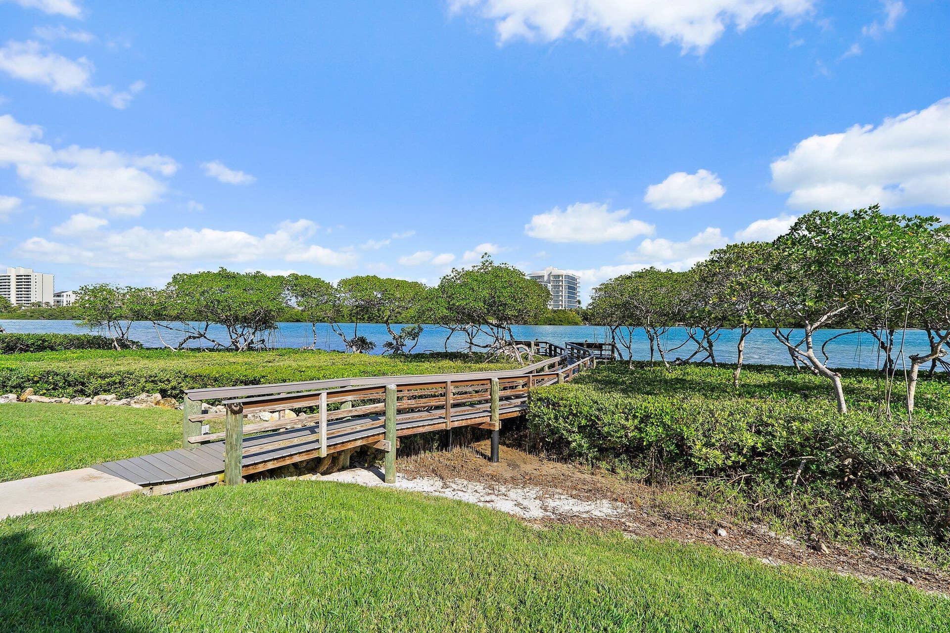 200 WATERWAY Road, #105, Tequesta, Tequesta, FL 33469 078-200WaterwayRd-105-Jupiter-SMALL