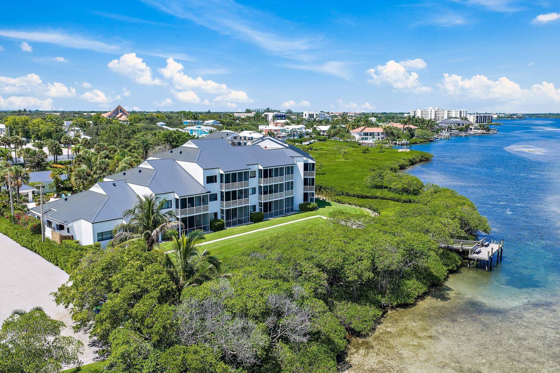 200 WATERWAY Road, #105, Tequesta, Tequesta, FL 33469 007-200WaterwayRd-Tequesta-SMALL
