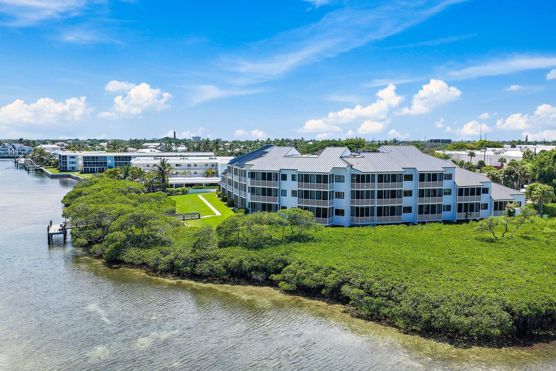 200 WATERWAY Road, #105, Tequesta, Tequesta, FL 33469 011-200WaterwayRd-Tequesta-SMALL