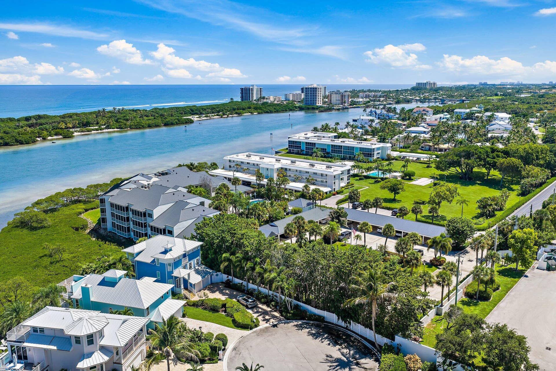 200 WATERWAY Road, #105, Tequesta, Tequesta, FL 33469 014-200WaterwayRd-Tequesta-SMALL