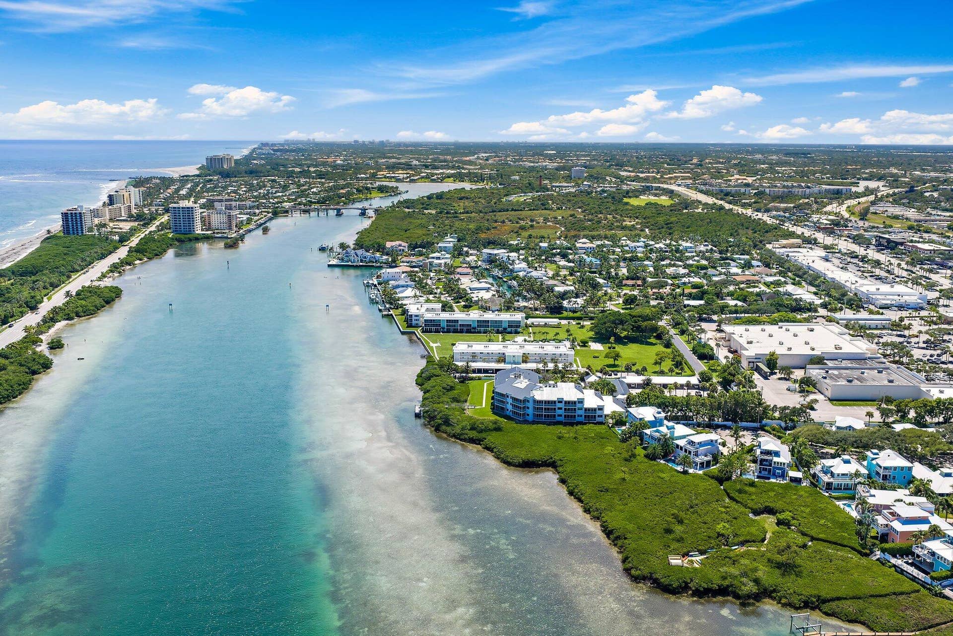 200 WATERWAY Road, #105, Tequesta, Tequesta, FL 33469 026-200WaterwayRd-Tequesta-SMALL