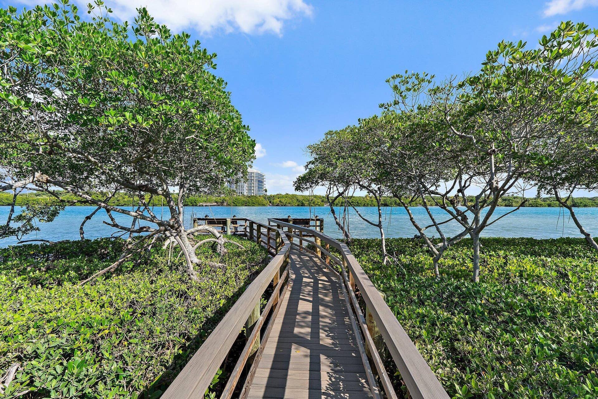 200 WATERWAY Road, #105, Tequesta, Tequesta, FL 33469 079-200WaterwayRd-105-Jupiter-SMALL