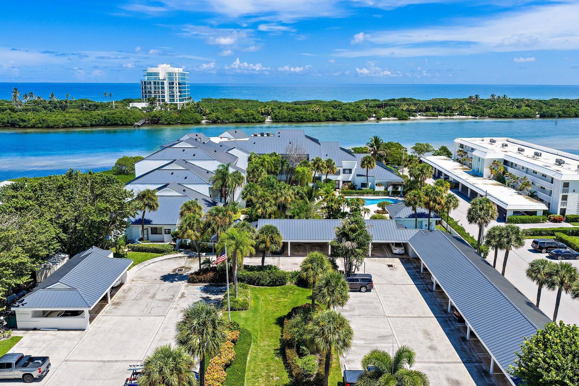 200 WATERWAY Road, #105, Tequesta, Tequesta, FL 33469 001-200WaterwayRd-Tequesta-SMALL