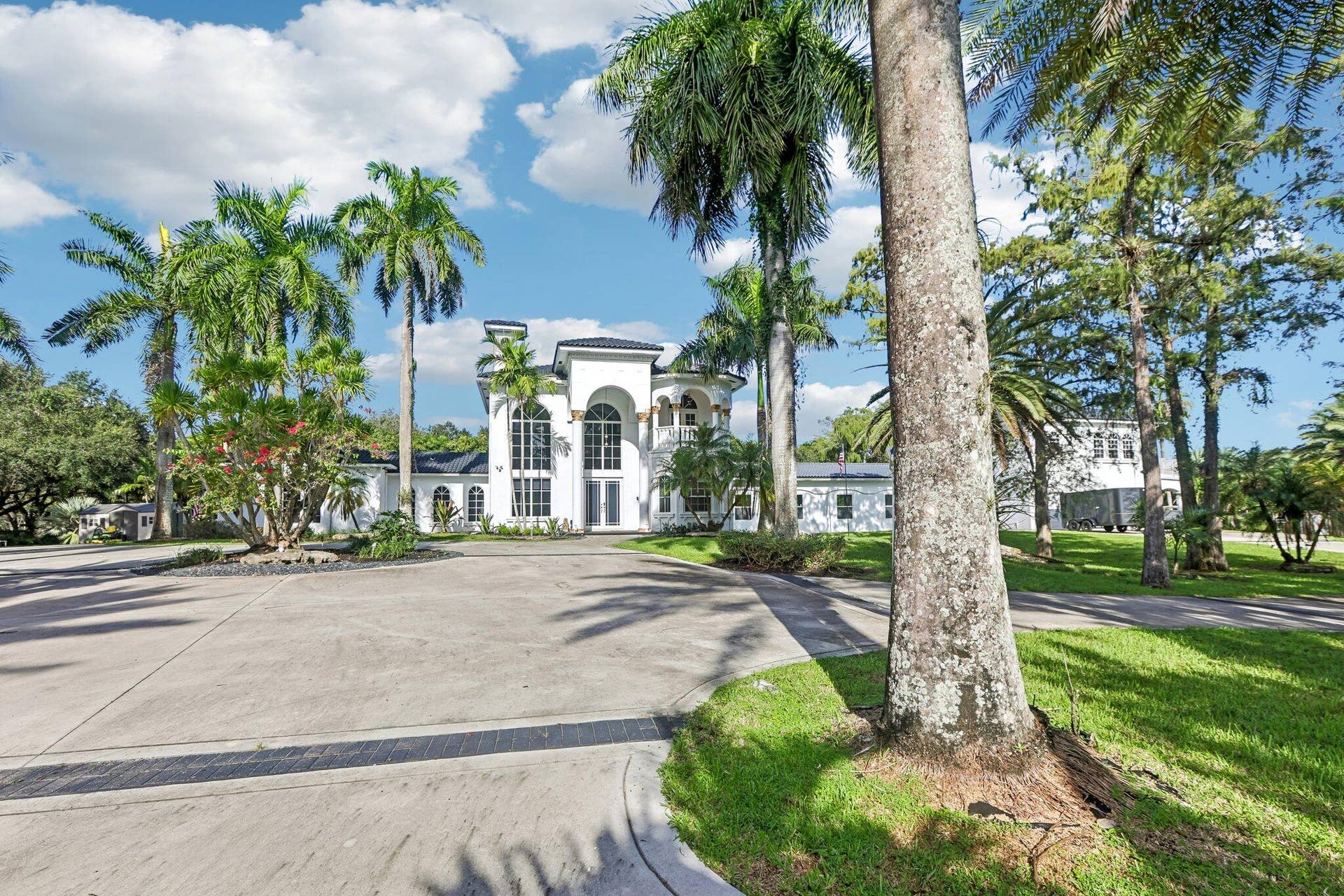 6911 NW 84TH Avenue, Parkland, FL 33067 1-web-or-mls-NW 84th Ave-S1609-001