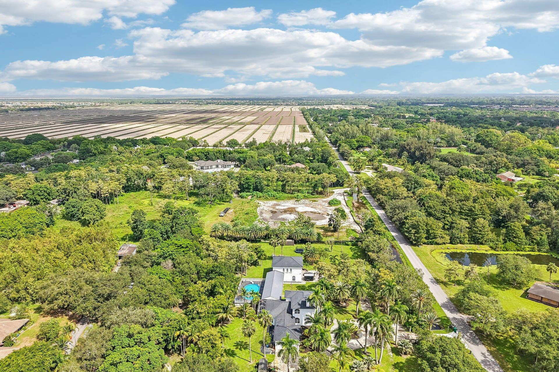6911 NW 84TH Avenue, Parkland, FL 33067 70-web-or-mls-NW 84th Ave-S1609-070