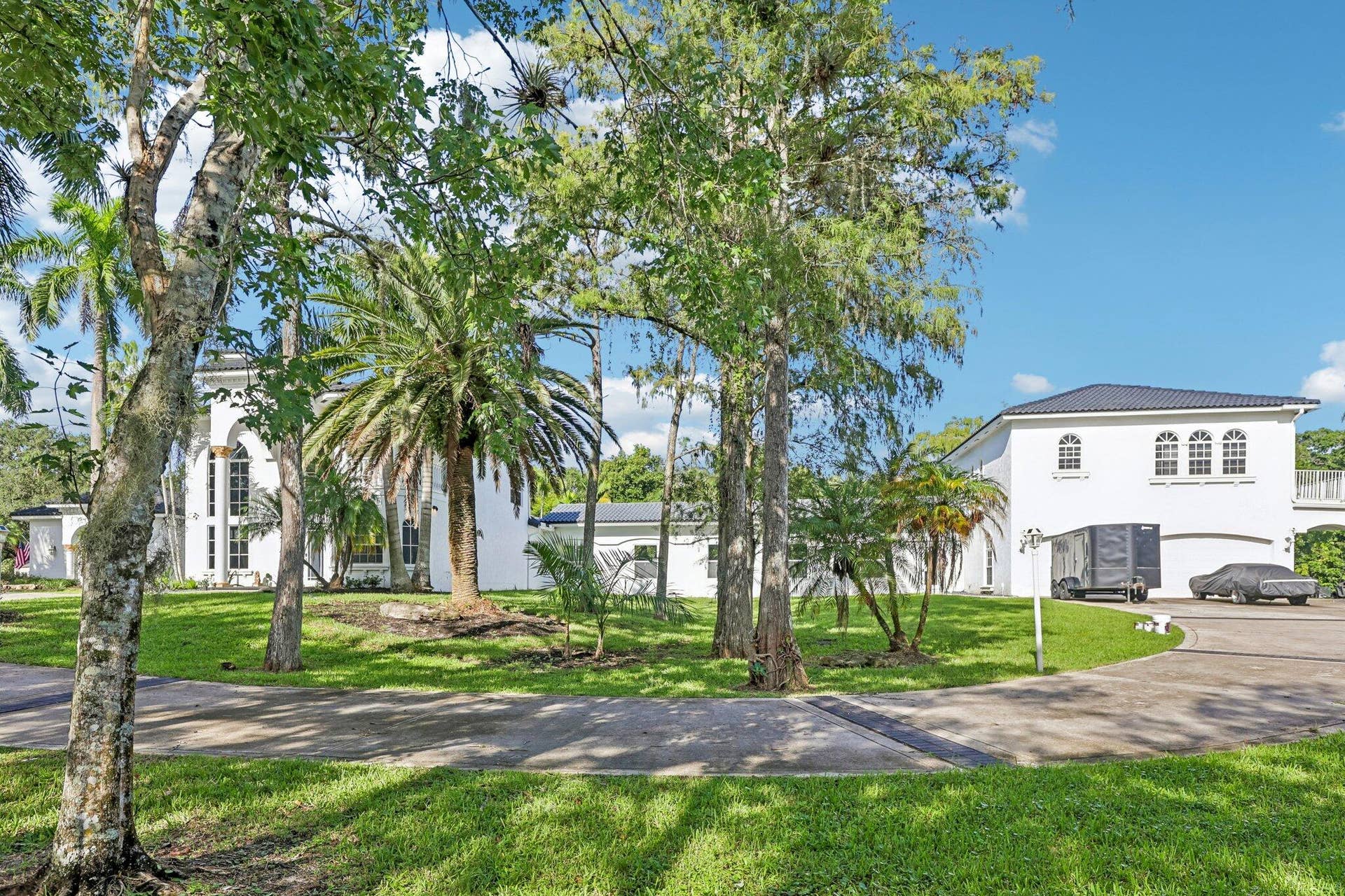 6911 NW 84TH Avenue, Parkland, FL 33067 64-web-or-mls-NW 84th Ave-S1609-064
