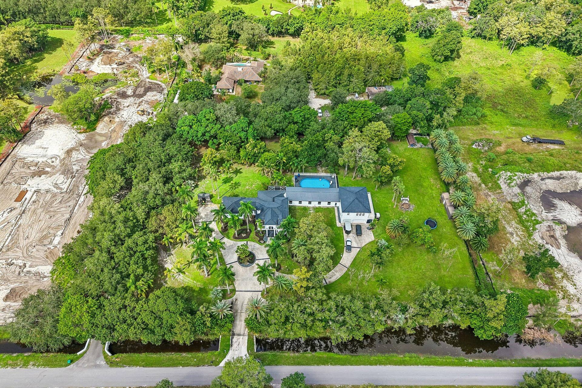 6911 NW 84TH Avenue, Parkland, FL 33067 76-web-or-mls-NW 84th Ave-S1609-076