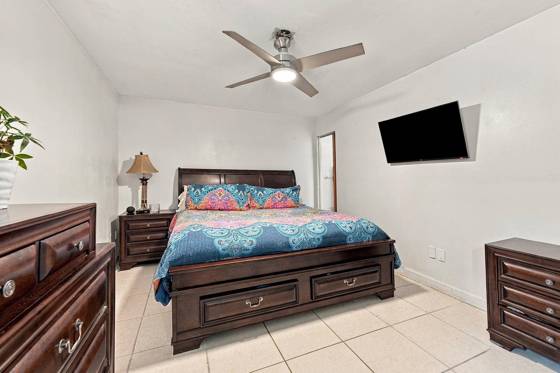 Master Bedroom Different Angle