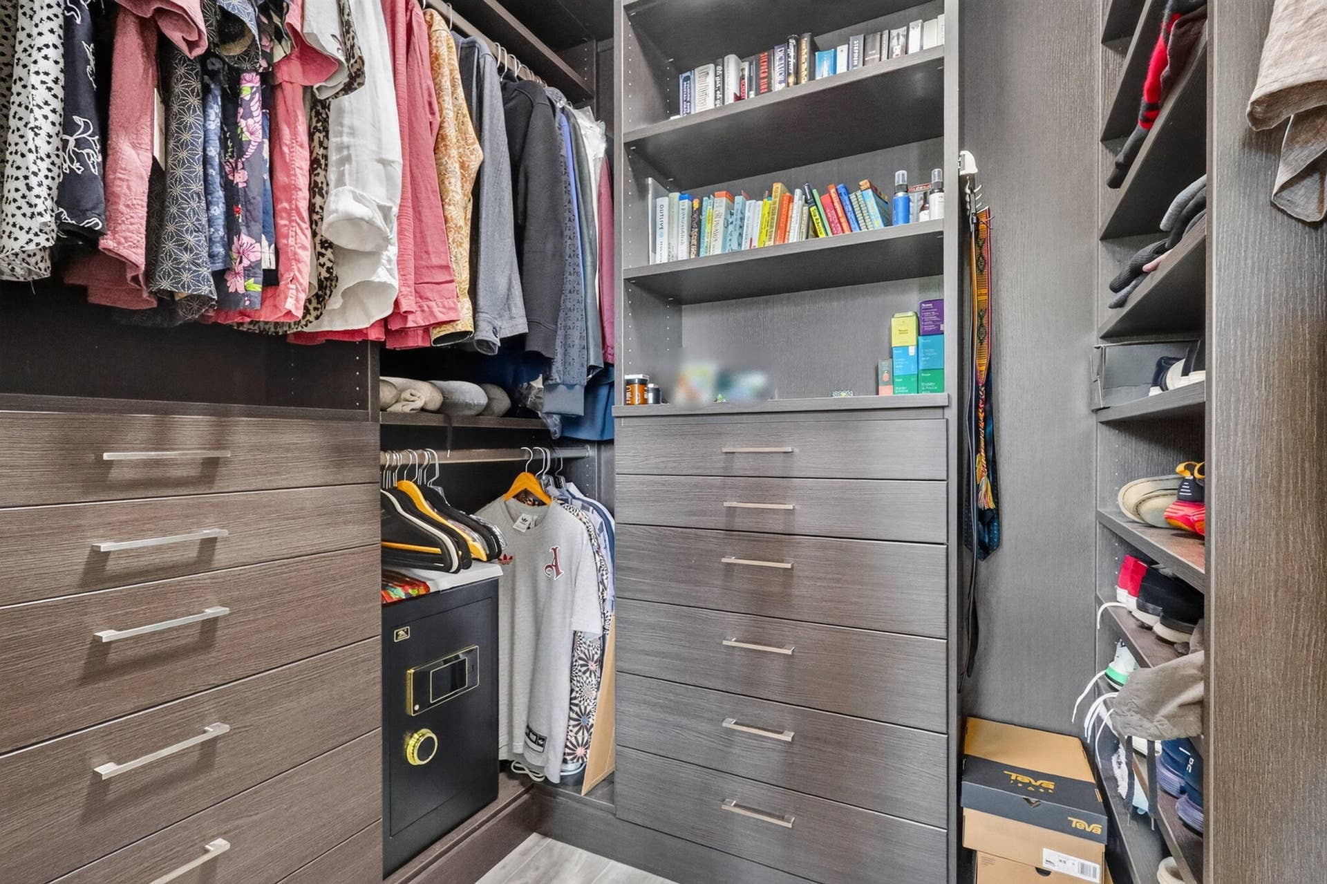 Primary Closet 2