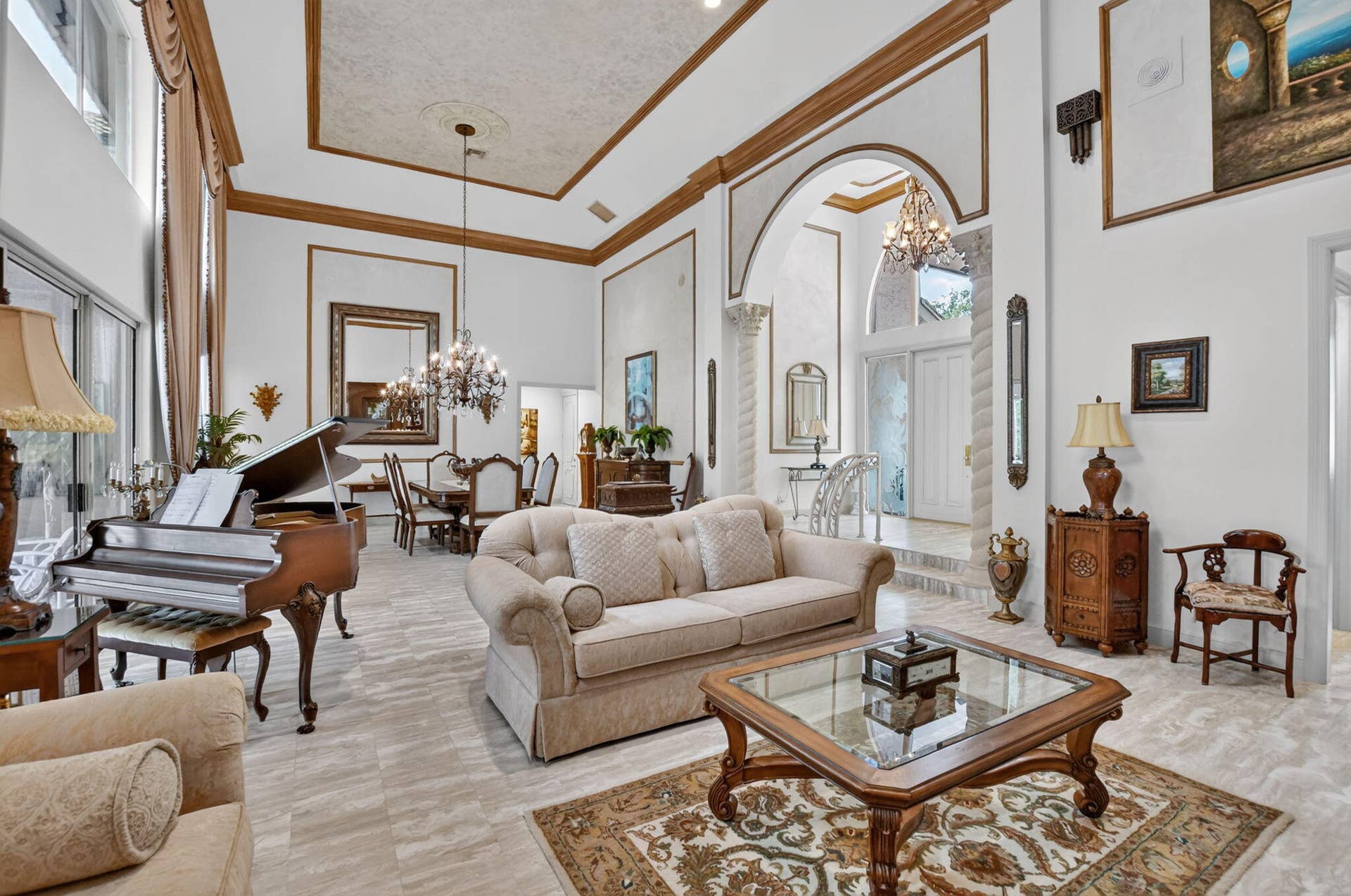 6243 NW 23rd Way, Boca Raton, FL 33496 Living Room