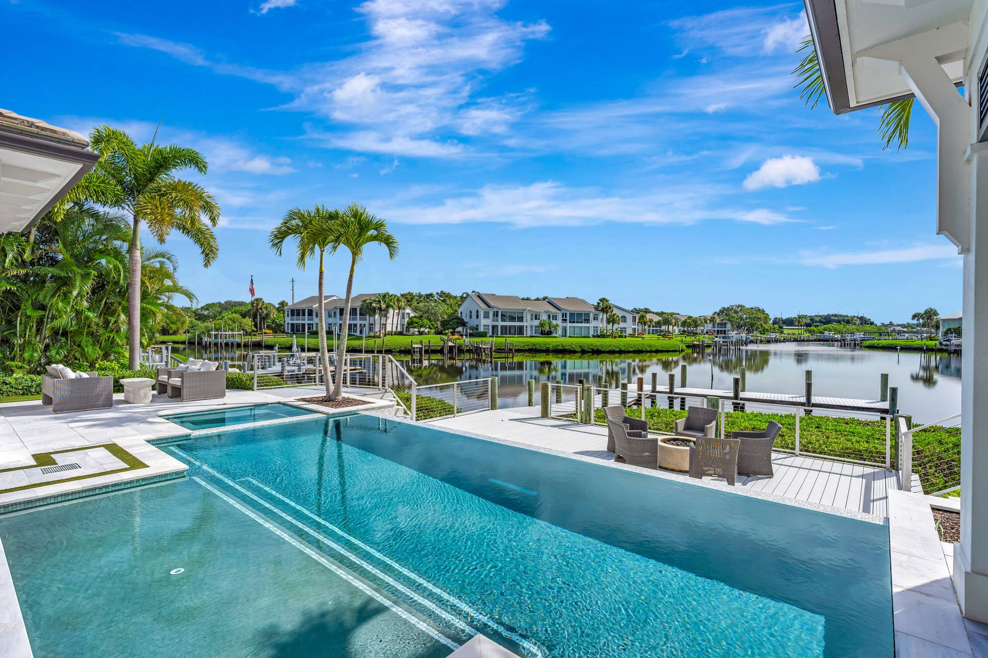 130 Waters Edge Drive, Jupiter, FL 33477 _MLP9145