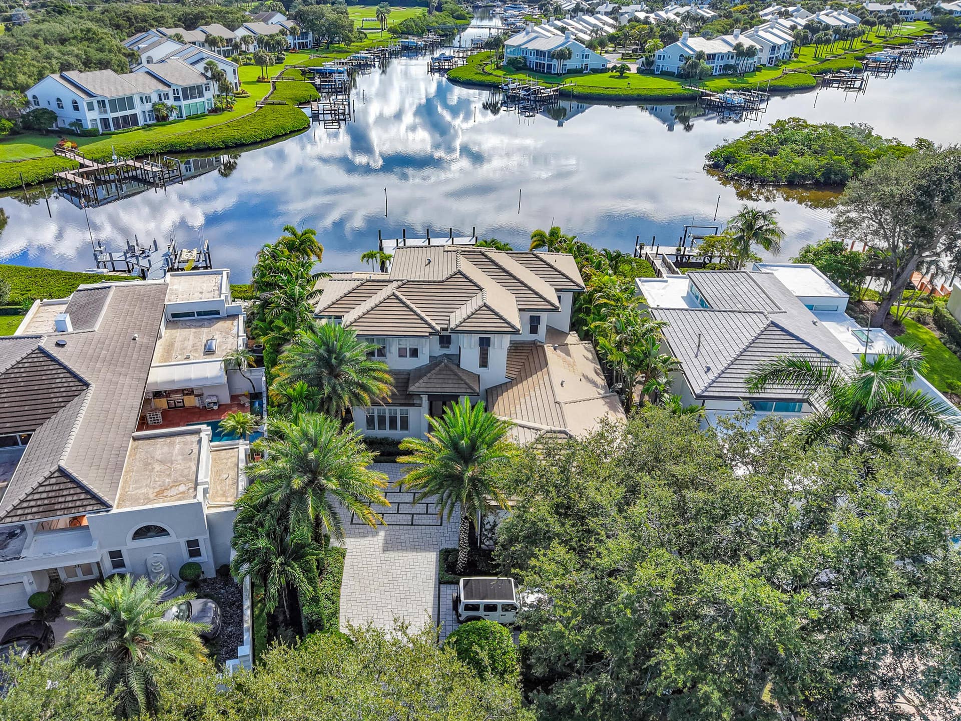 130 Waters Edge Drive, Jupiter, FL 33477 DJI_20260919095812_0389_D