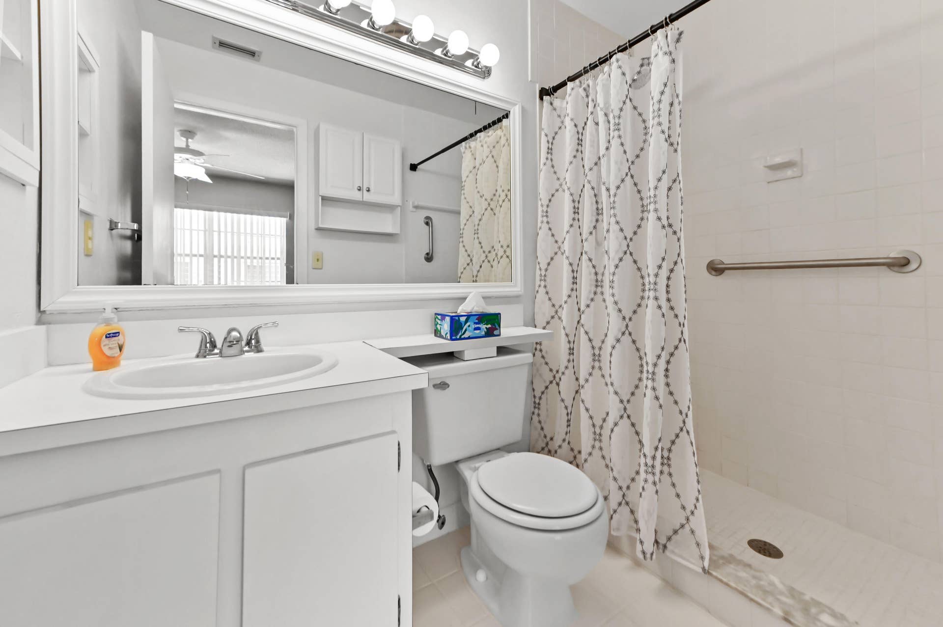 214 Foxtail Drive, #F, Greenacres, FL 33415 21 bathroom 01