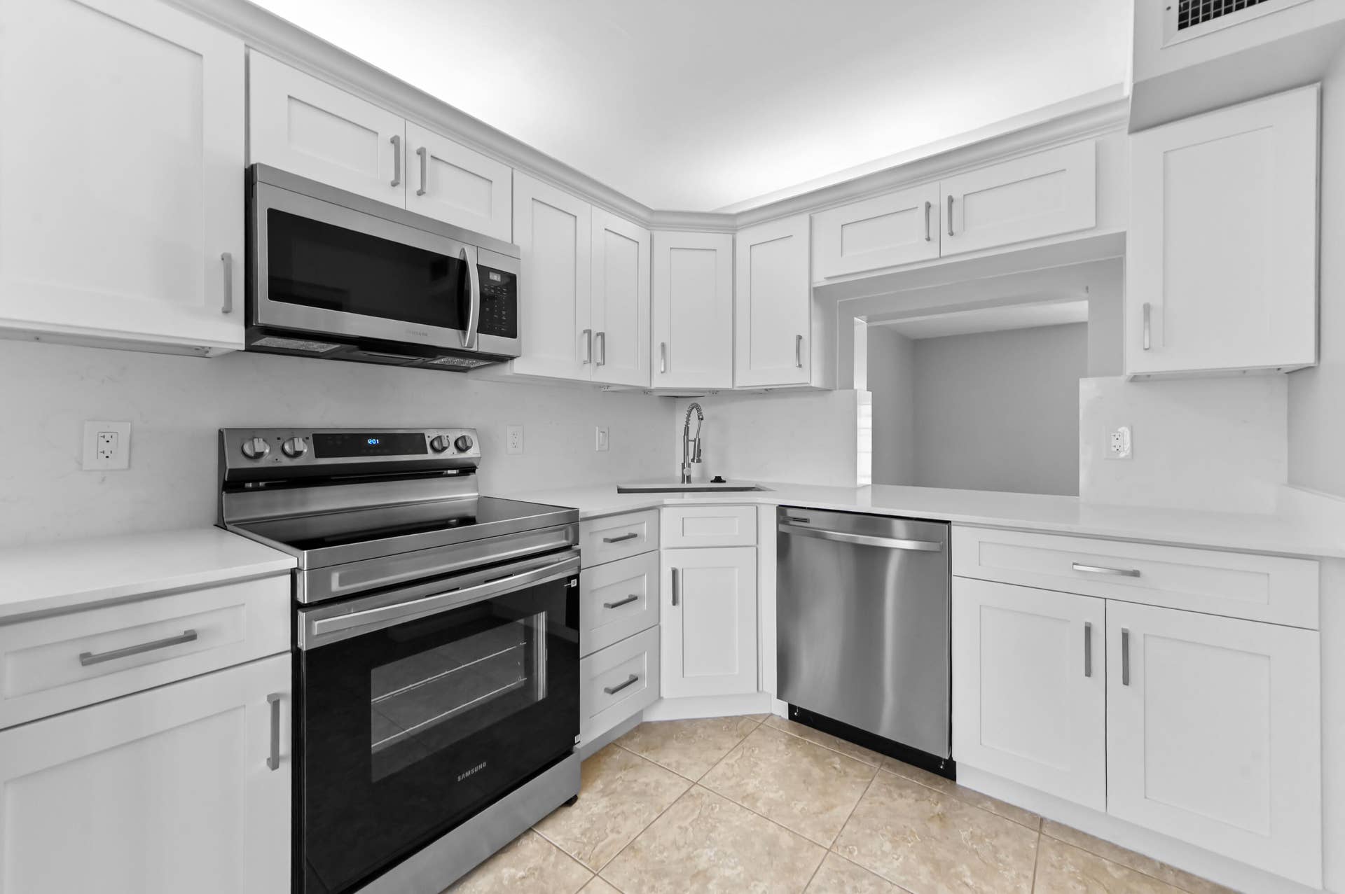 214 Foxtail Drive, #F, Greenacres, FL 33415 07 kitchen 02