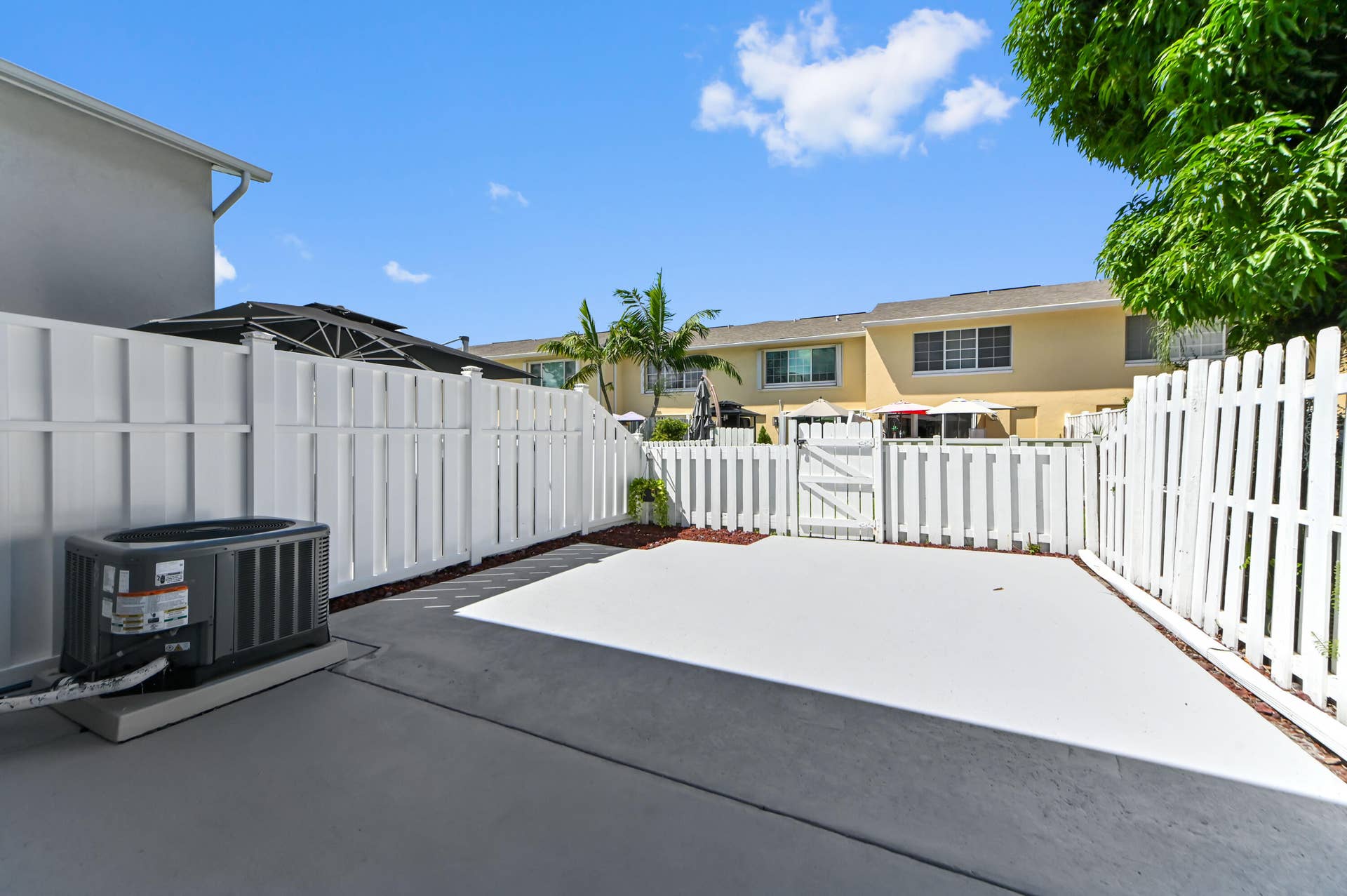 214 Foxtail Drive, #F, Greenacres, FL 33415 22 patio 01