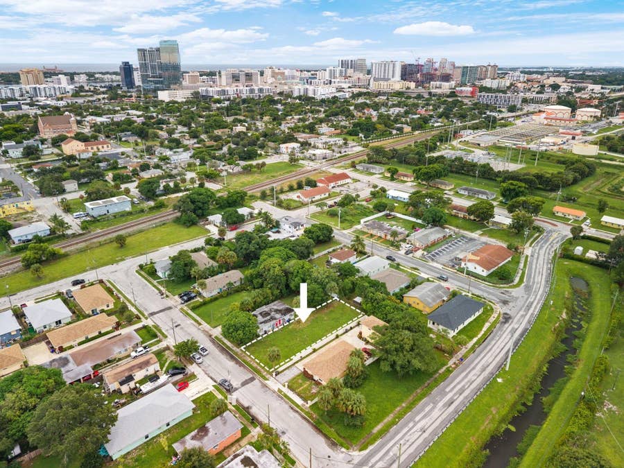 Property photo for 1120 9TH Street, West Palm Beach, FL