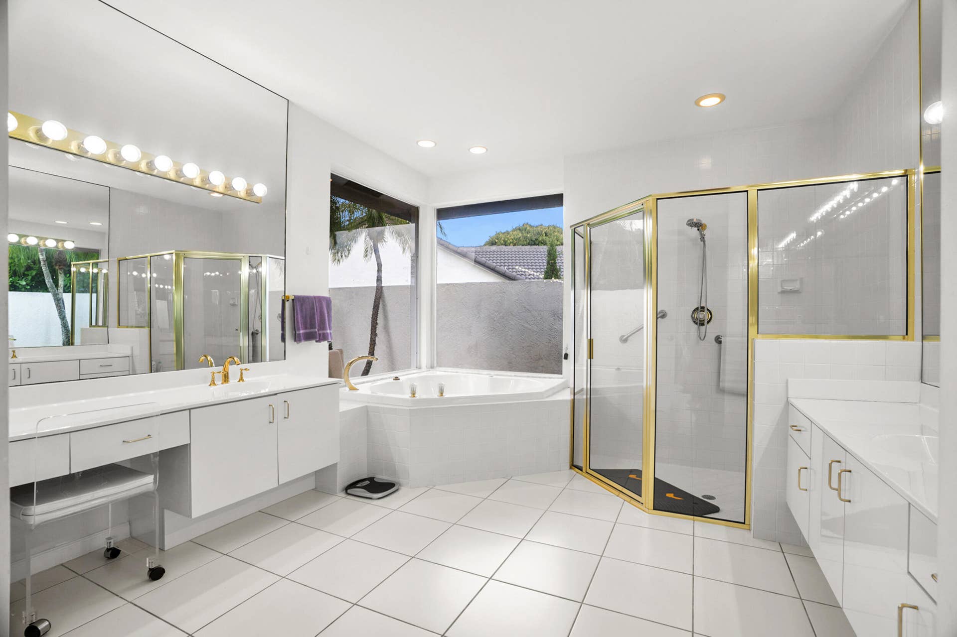 7946 SHELBY Circle, Boca Raton, FL 33496 master bath