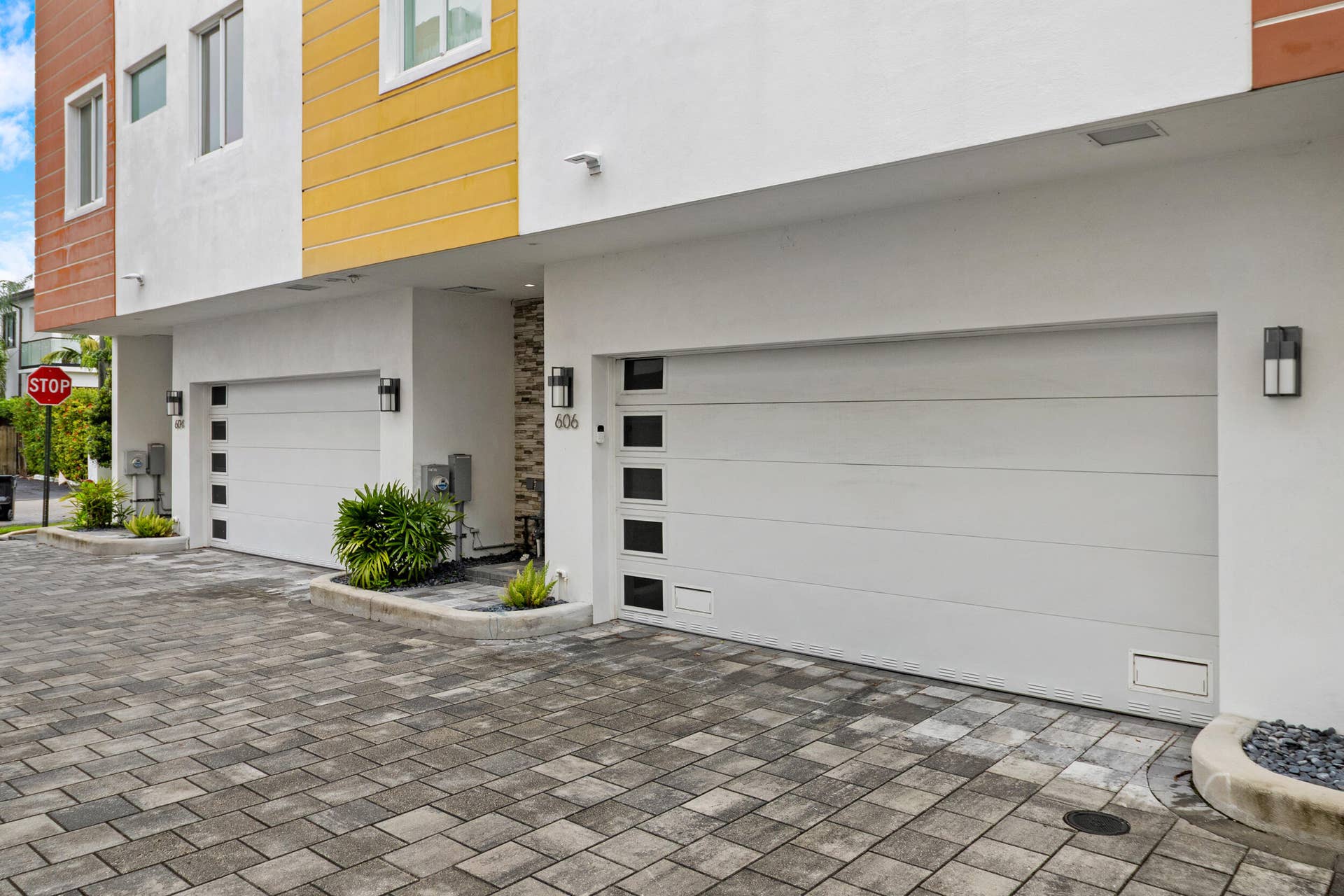 606 NE 8TH Avenue, Fort Lauderdale, FL 33304 2_accutour_01 606-ne-8th-ave -002