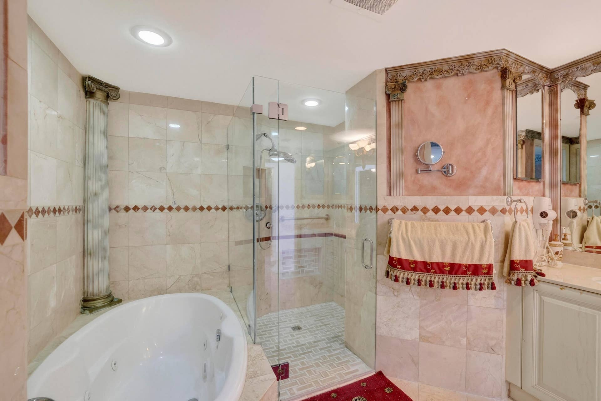 Primary Bathroom jacuzzi and shower