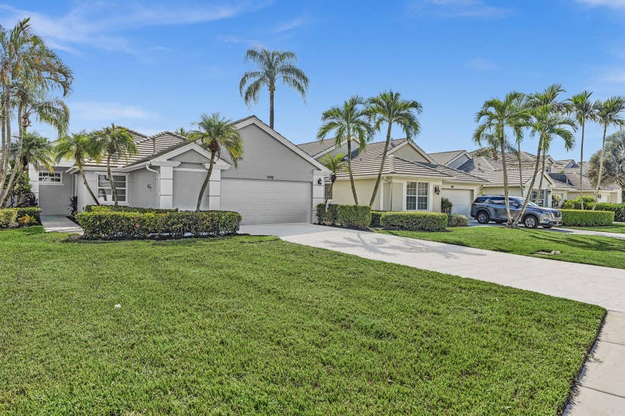 Property photo for 629 Masters Way, Palm Beach Gardens, FL
