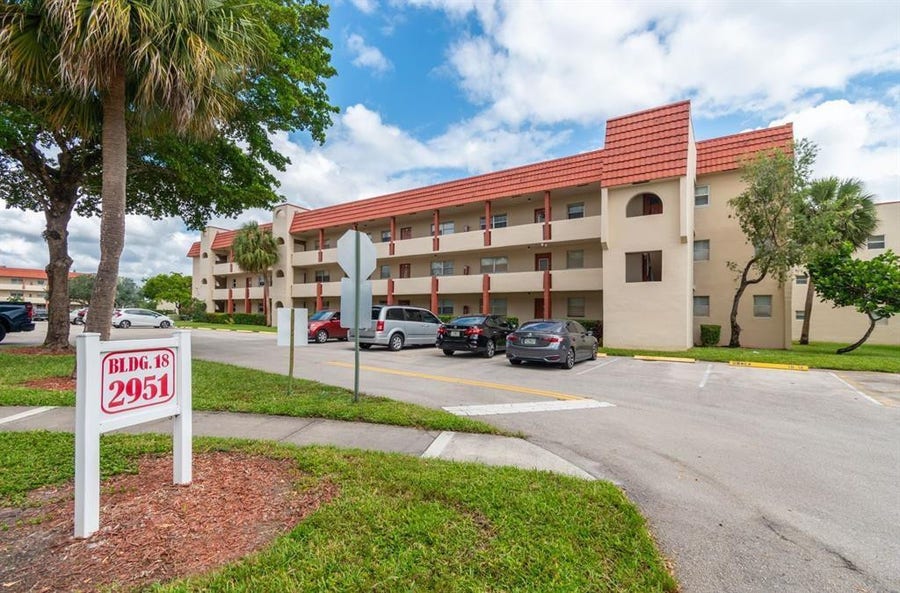 Property photo for 2951 Sunrise Lakes Drive E, Sunrise, FL