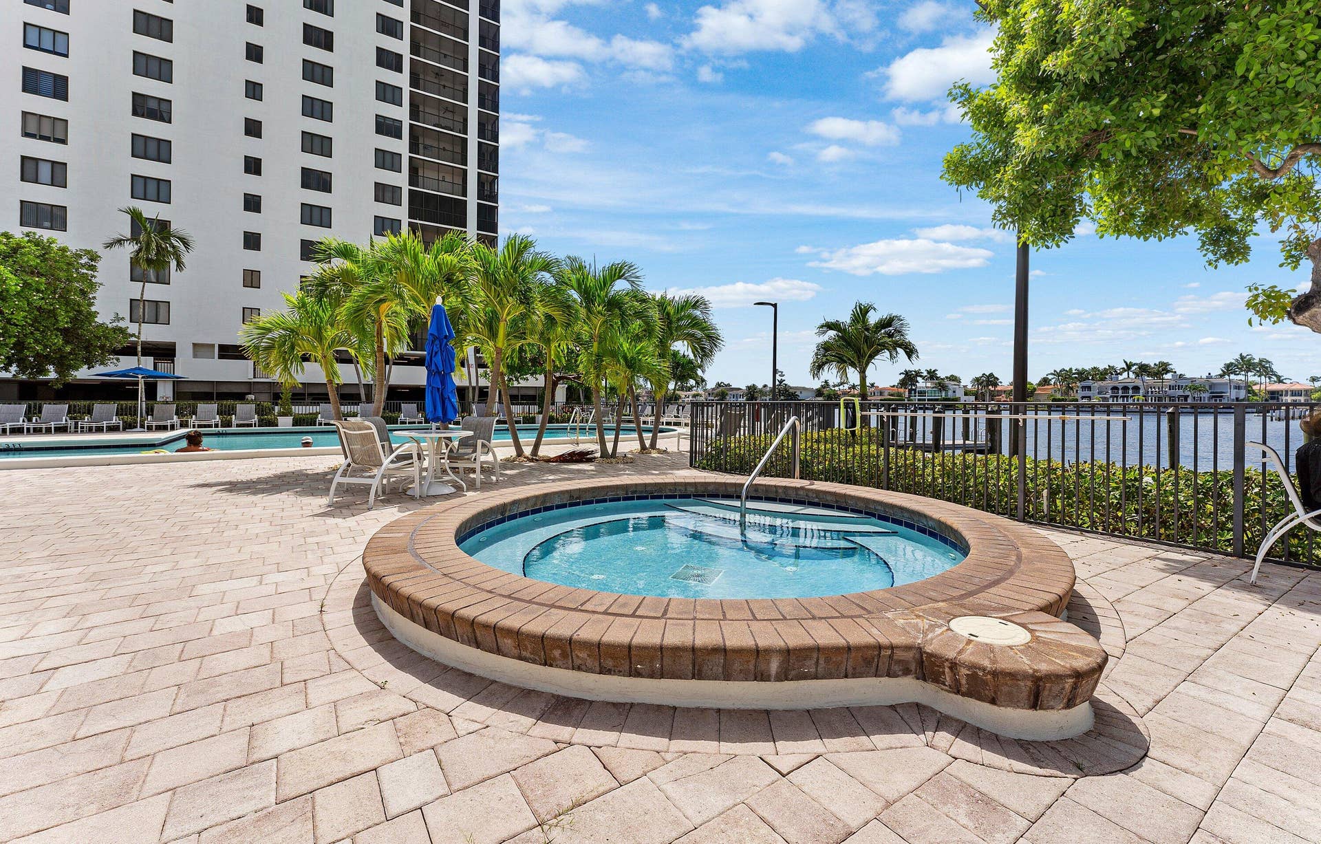 3420 S Ocean Boulevard, #PH-W, Highland Beach, FL 33487 Hot tub by the Intracoastal