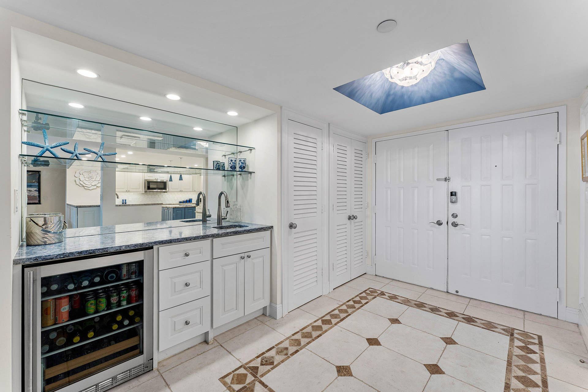 3420 S Ocean Boulevard, #PH-W, Highland Beach, FL 33487 Custom Bar