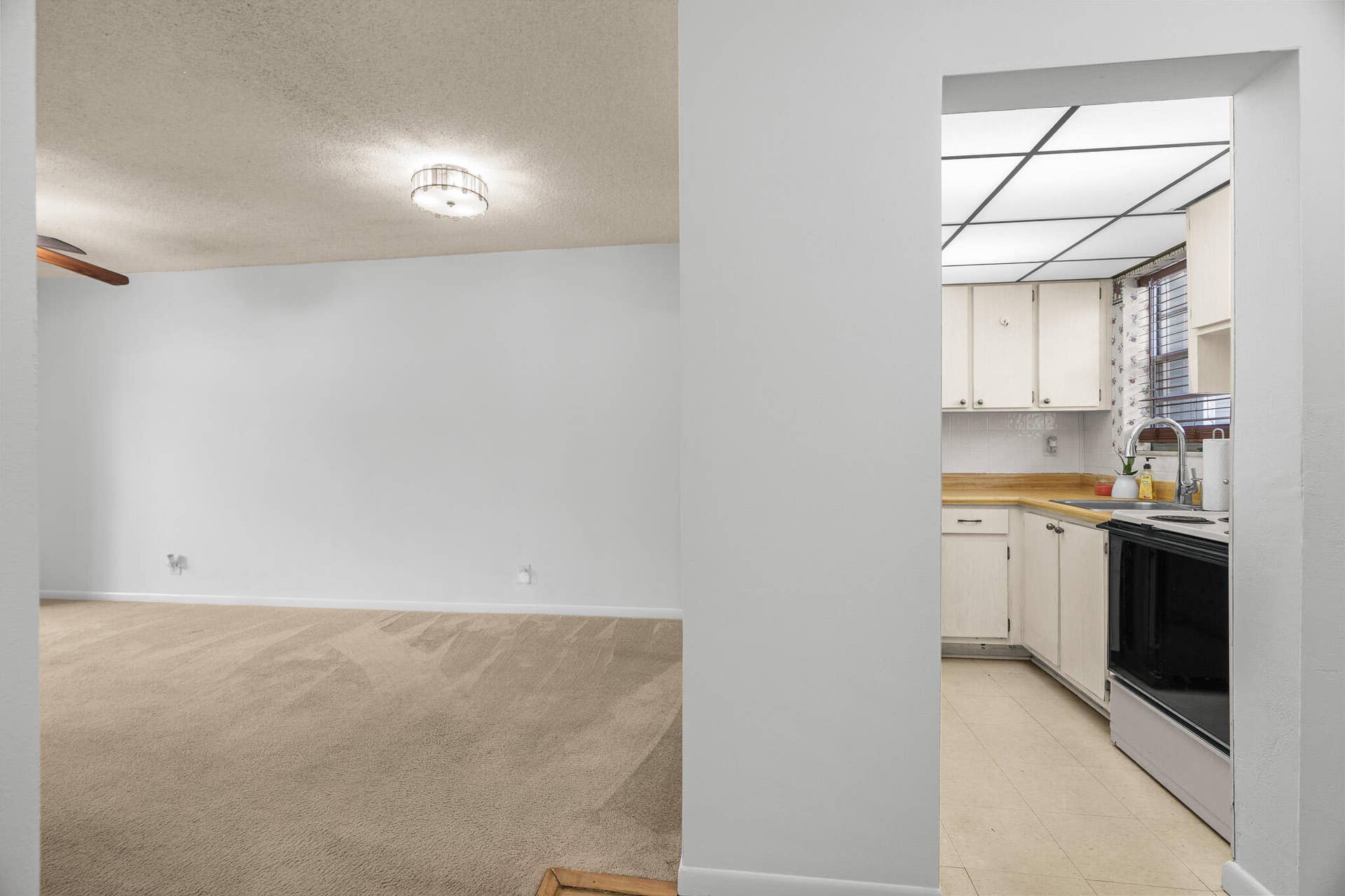 2525 W GOLF Boulevard, #119, Pompano Beach, FL 33064 DSC00329