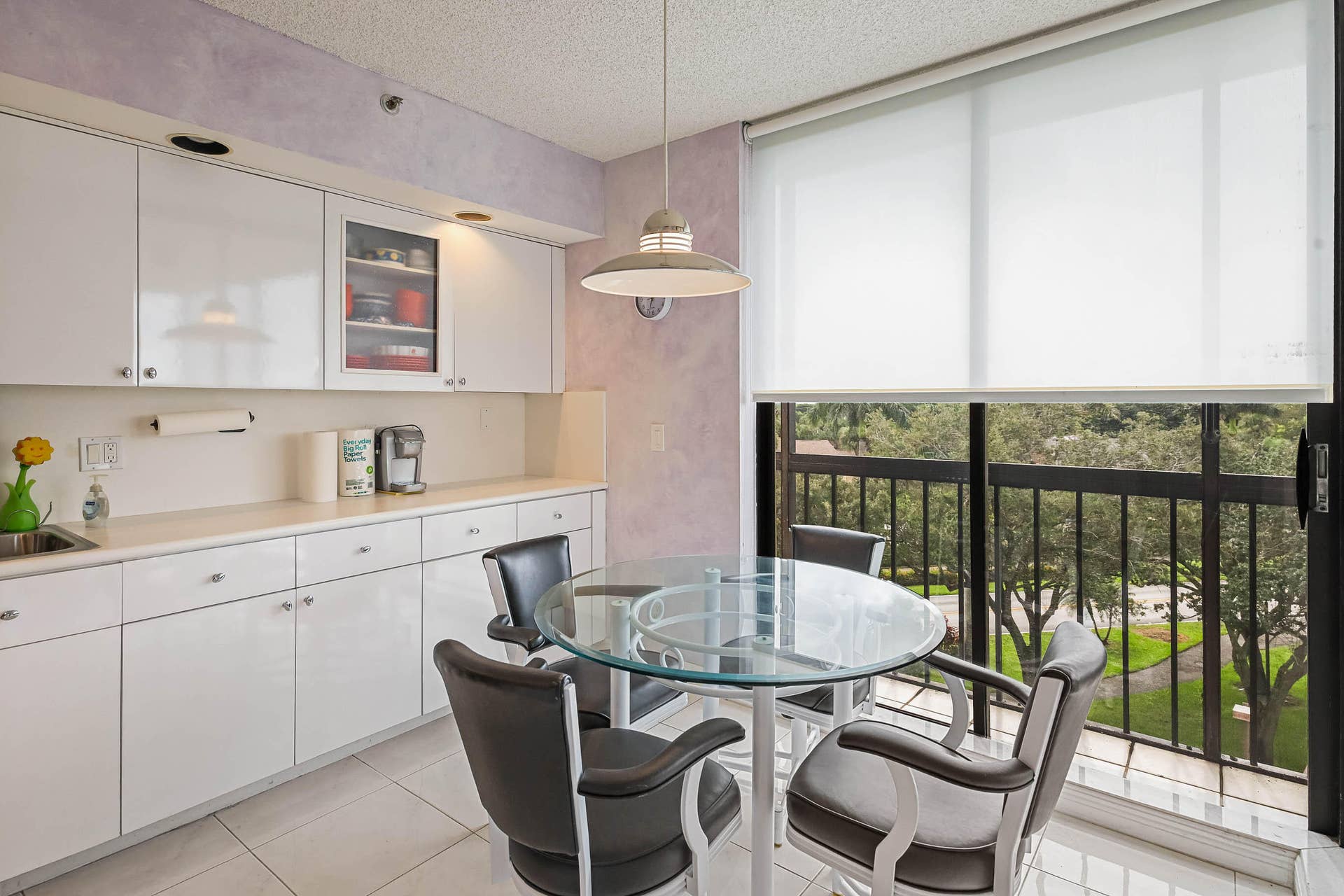 5301 FOUNTAINS Drive S, #501, Lake Worth, FL 33467 kitchen