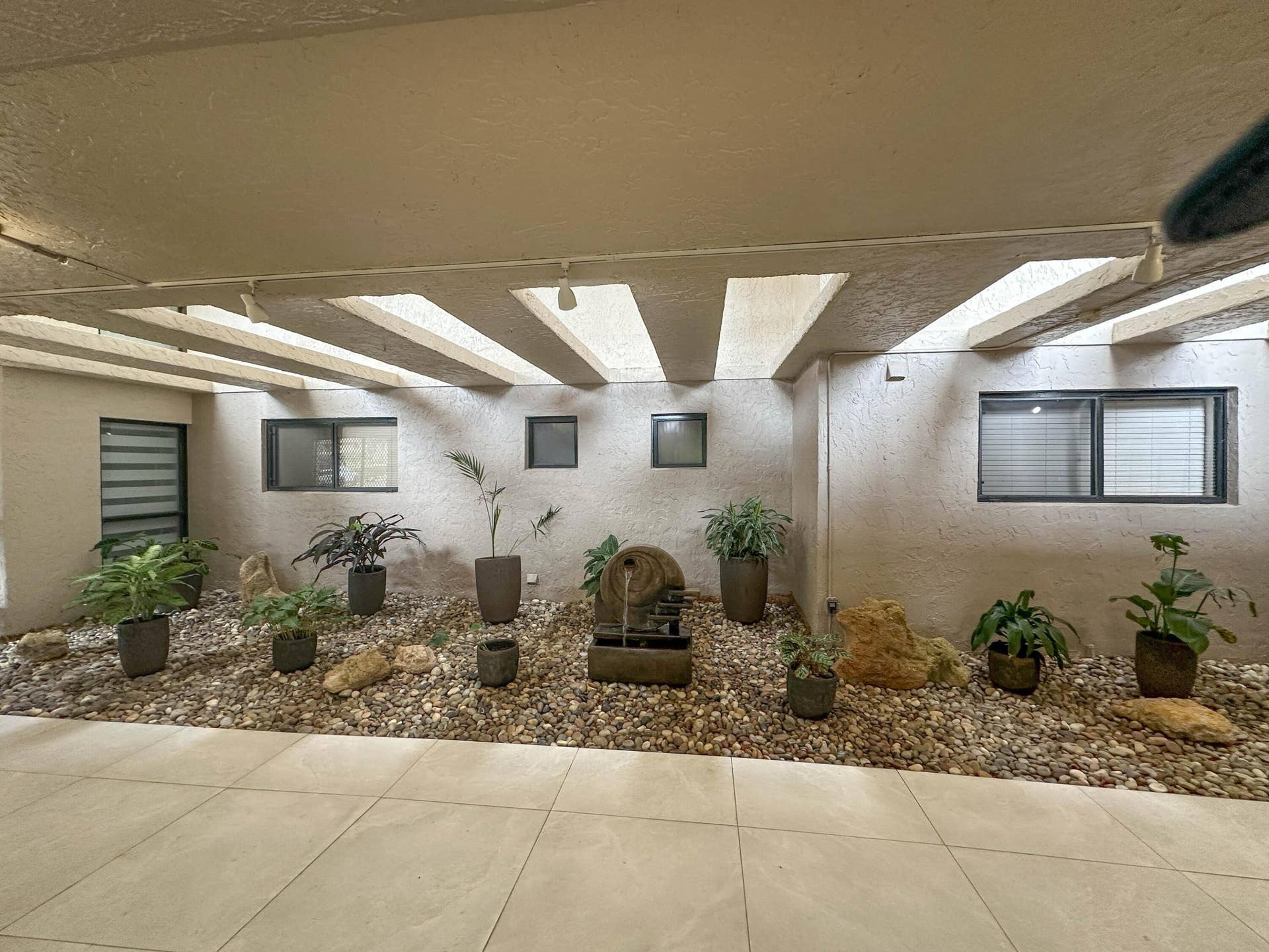 5301 FOUNTAINS Drive S, #501, Lake Worth, FL 33467 lobby