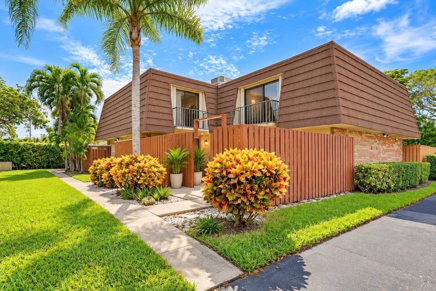Property photo for 3960 August Drive, Lake Worth, FL