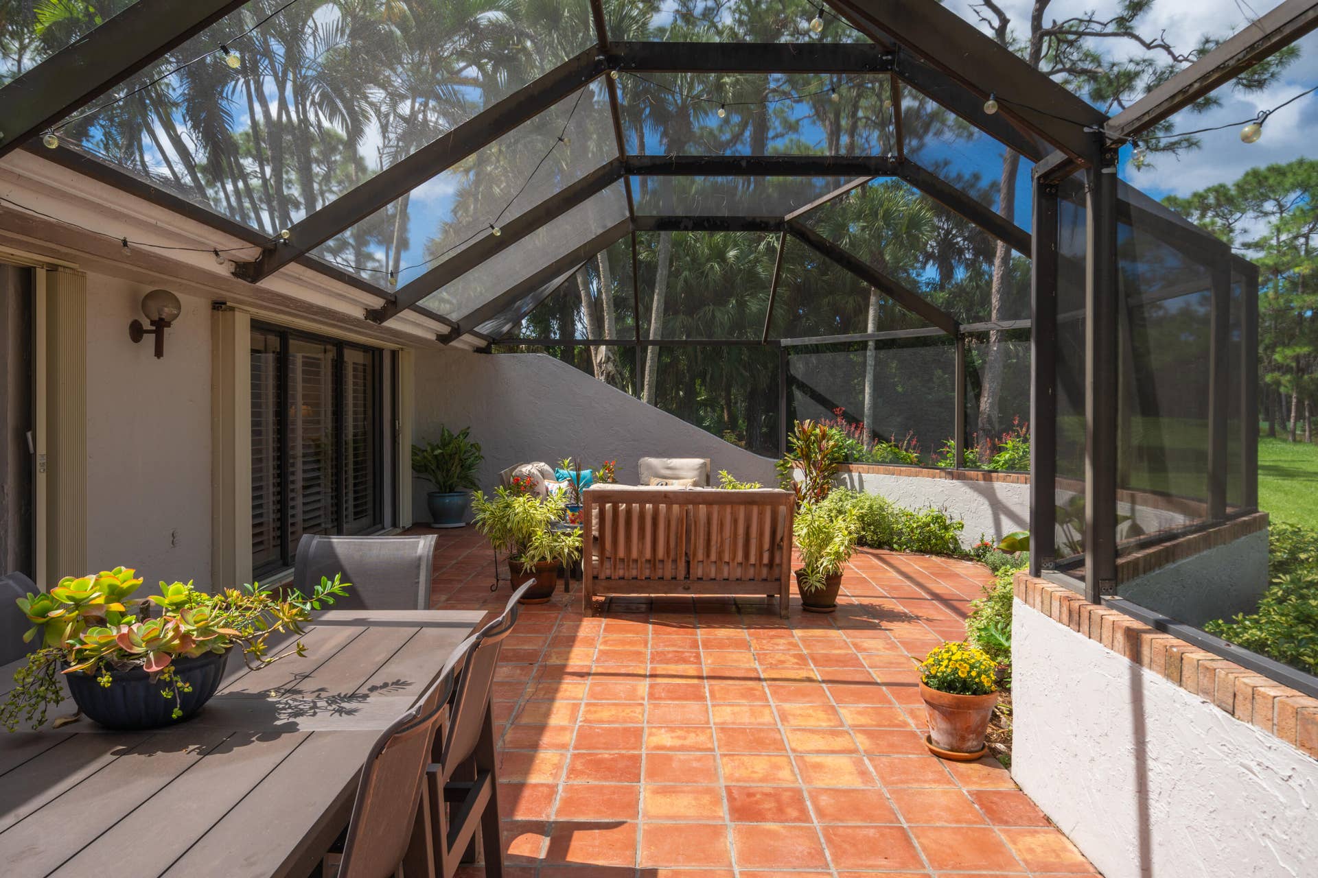 40 Edinburgh Drive, Palm Beach Gardens, FL 33418 Extended Patio