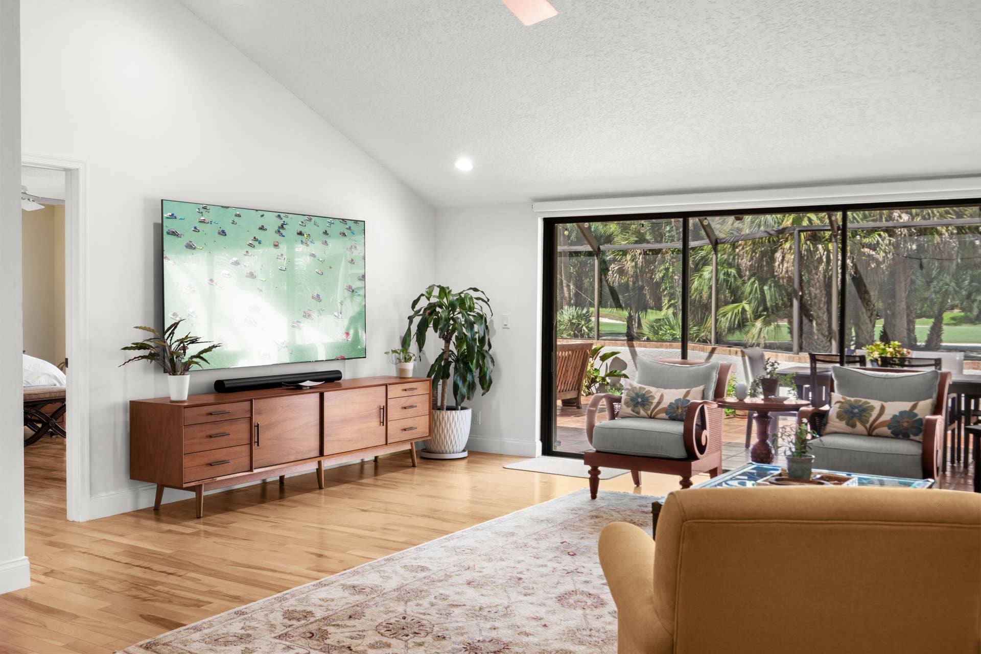 40 Edinburgh Drive, Palm Beach Gardens, FL 33418 Living Room