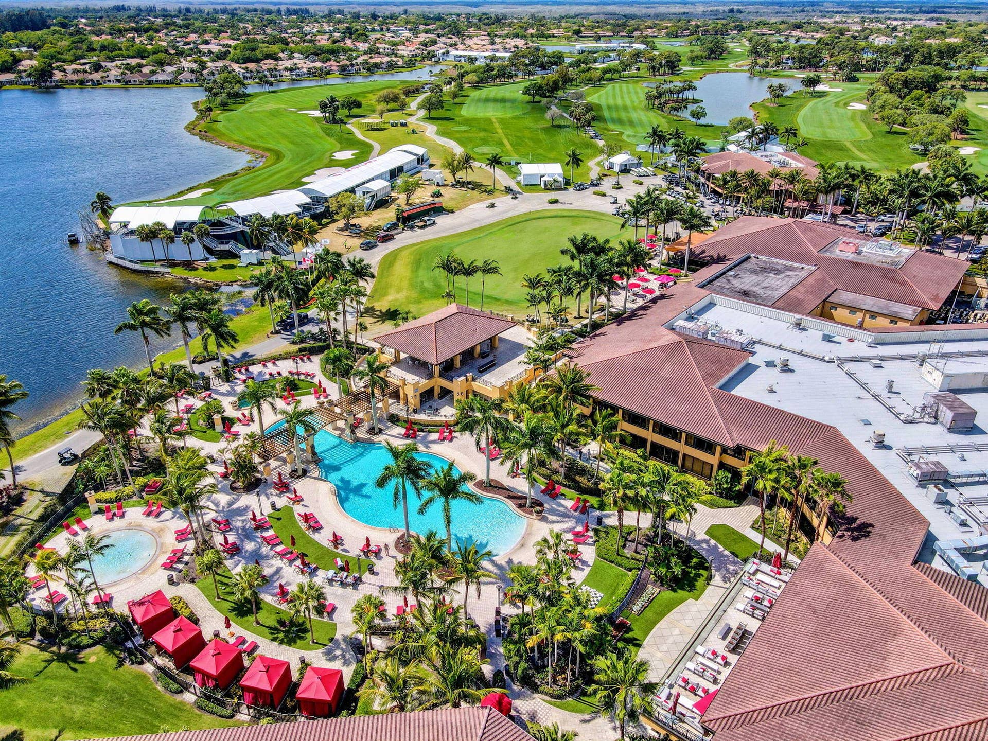 40 Edinburgh Drive, Palm Beach Gardens, FL 33418 PGA National Resort