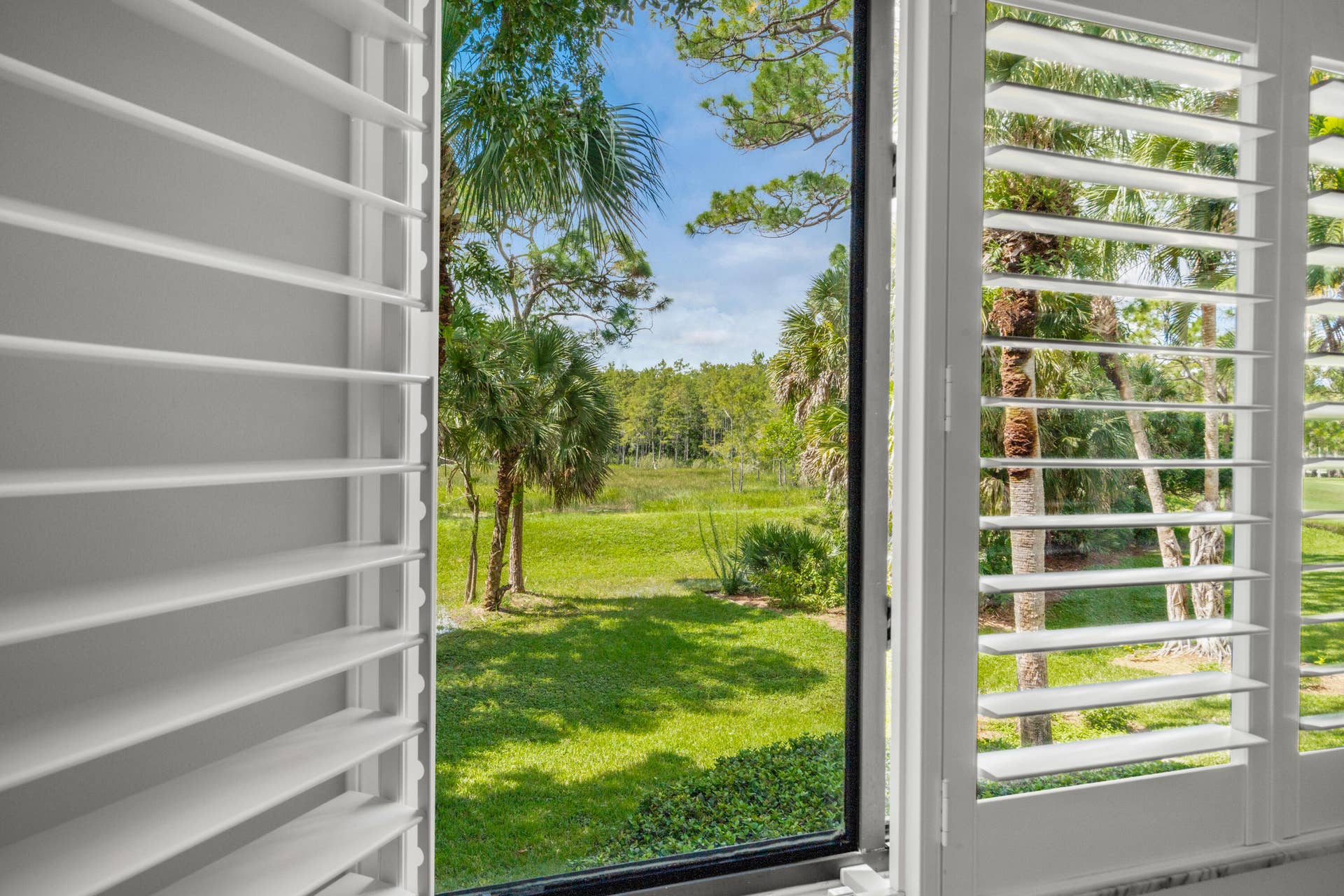 40 Edinburgh Drive, Palm Beach Gardens, FL 33418 Stair View