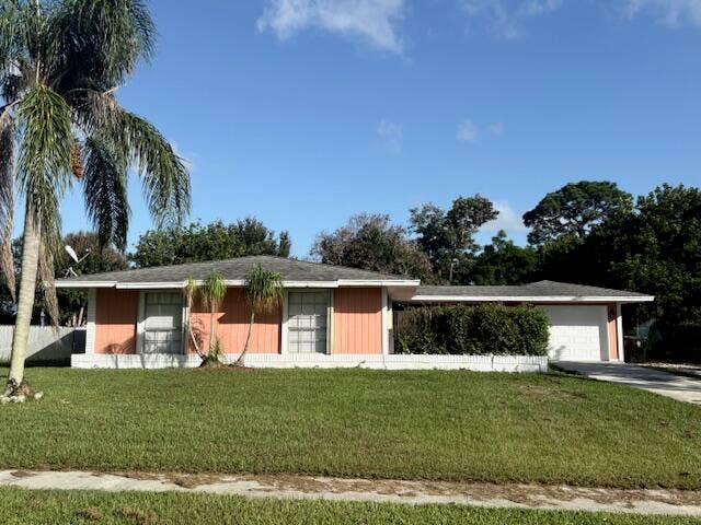 Property photo for 357 NE Camelot Drive, Port St Lucie, FL
