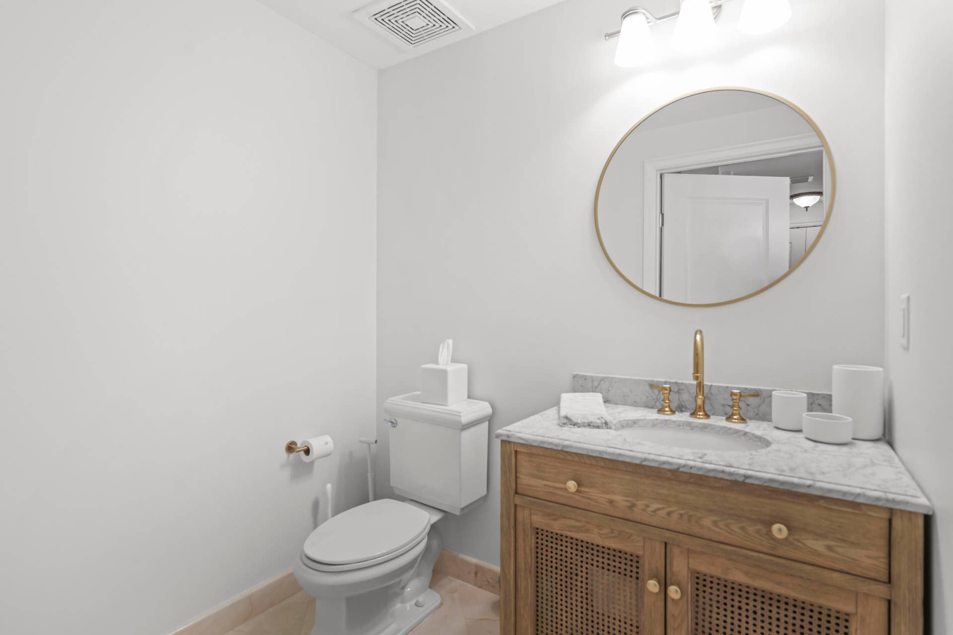 1063 Hillsboro Mile, #206, Hillsboro Beach, FL 33062 1063 Hillsboro Mile, 206 - 23.jpg-FULL