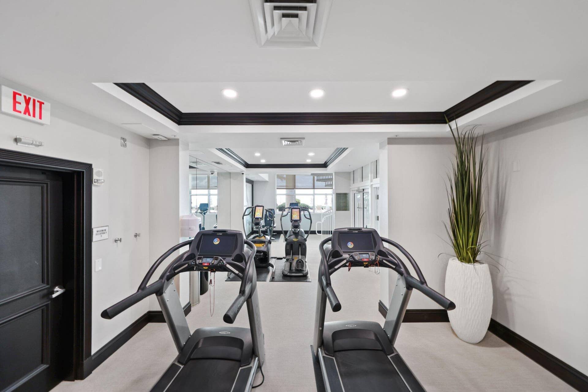 1063 Hillsboro Mile, #206, Hillsboro Beach, FL 33062 1063 Hillsboro Mile - 70.jpg-SMALL