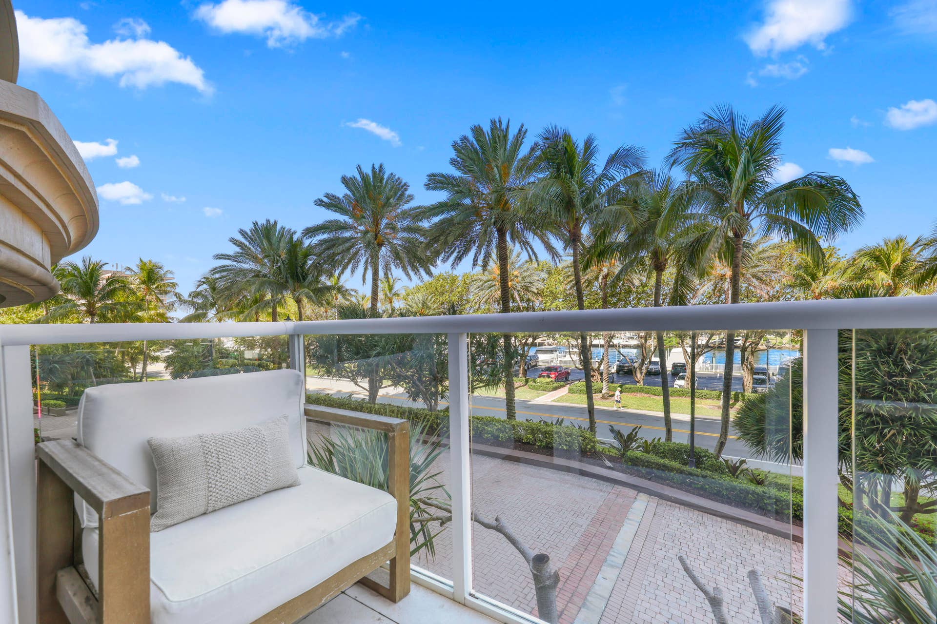 1063 Hillsboro Mile, #206, Hillsboro Beach, FL 33062 1063 Hillsboro Mile, 206 - 15.jpg-FULL