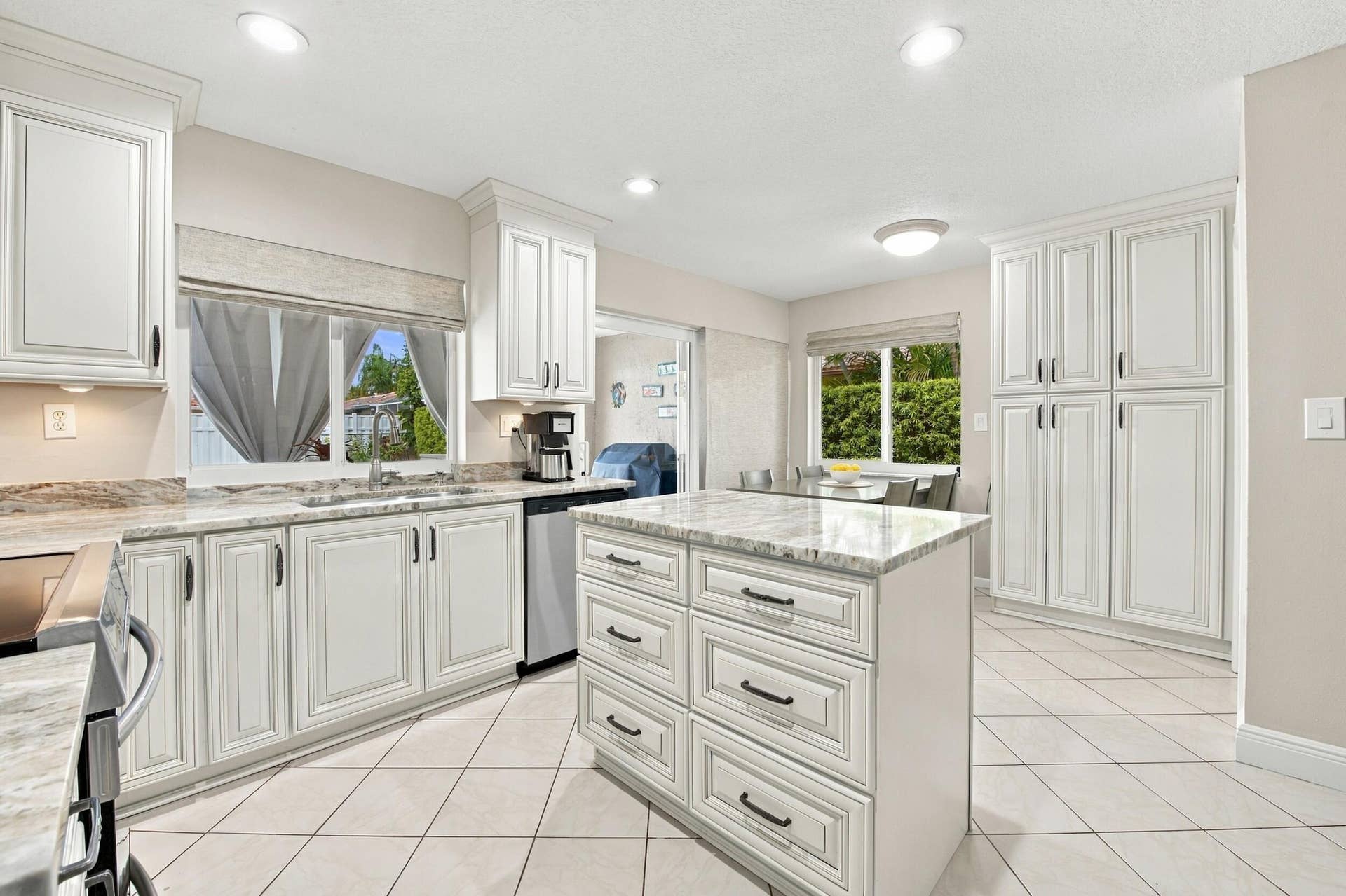 626 NW 100th Way, Coral Springs, FL 33071 10__dsc6547