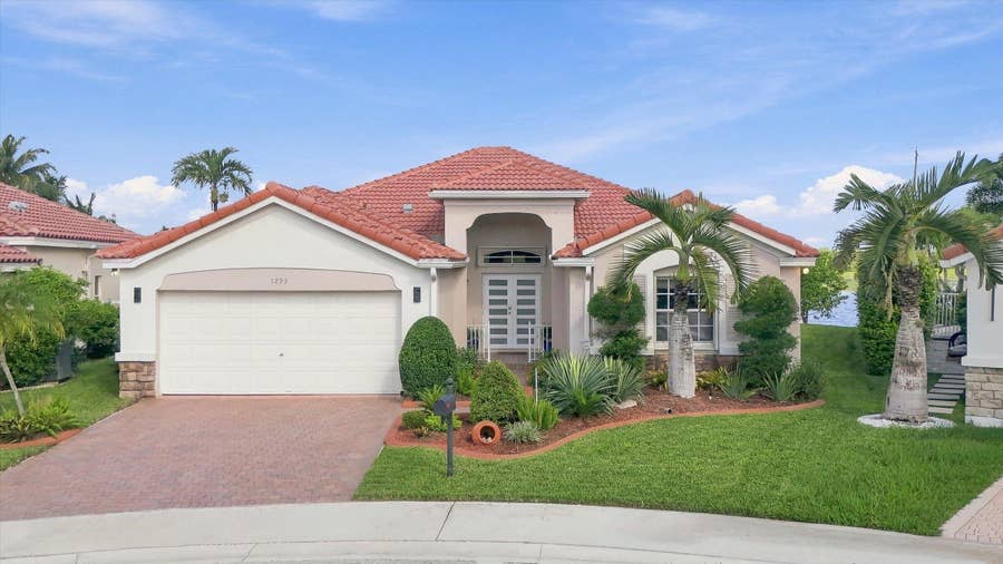 Property photo for 1295 WINDSOR Lane, Weston, FL