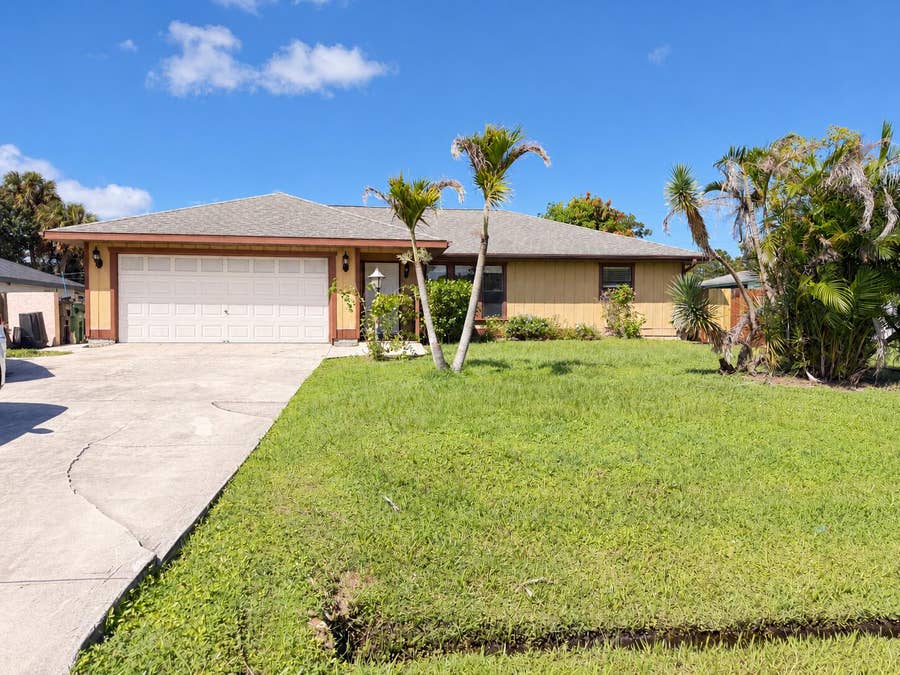 Property photo for 2225 SE MELALEUCA Boulevard, Port St Lucie, FL