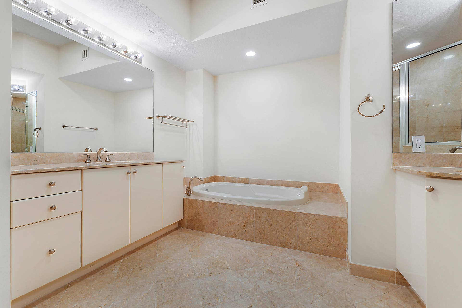 Main Bath