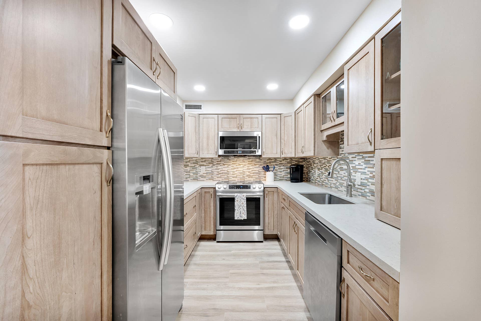 1900 S OCEAN Boulevard, #3G, Lauderdale By The Sea, FL 33062 Good size kitchen