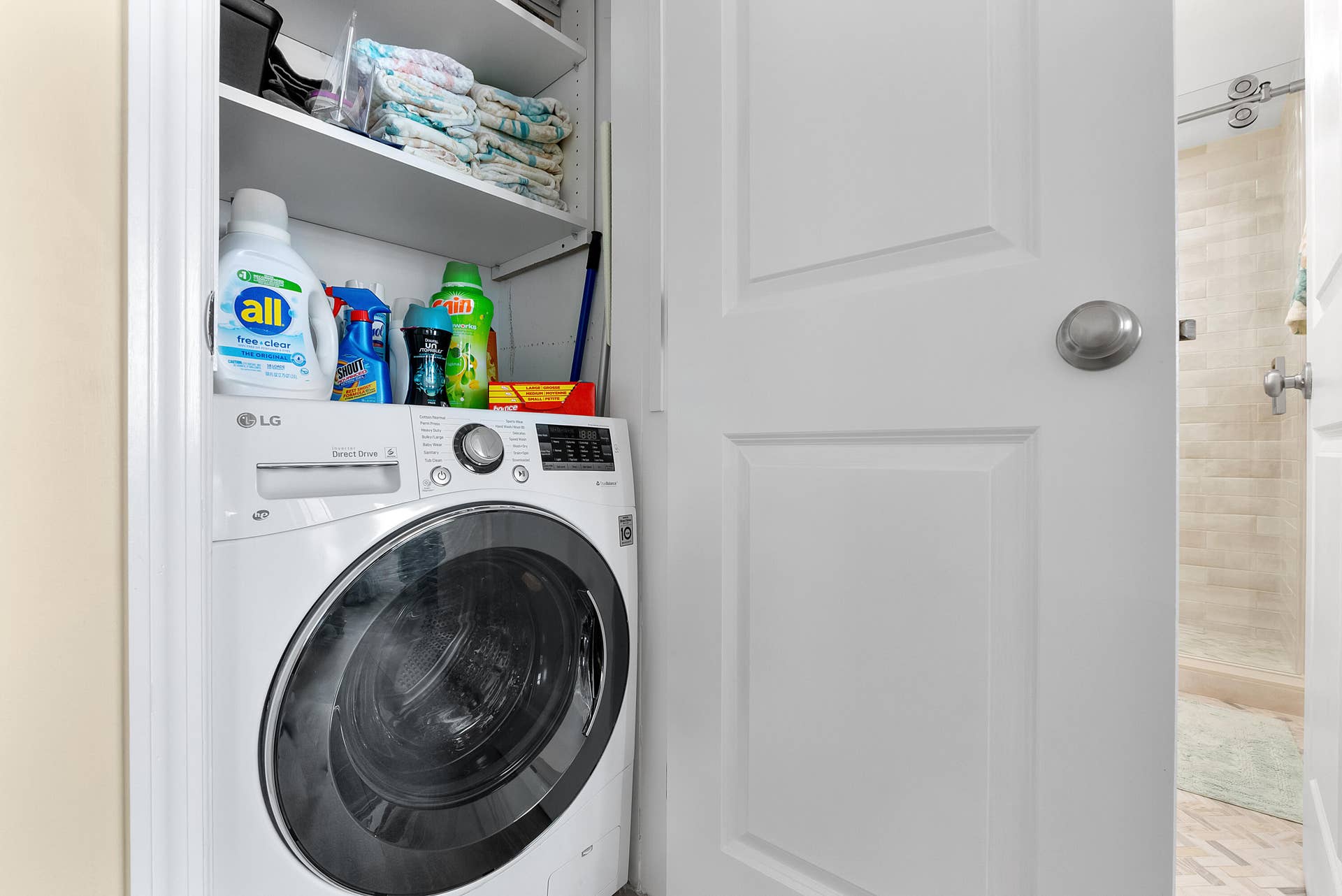 1900 S OCEAN Boulevard, #3G, Lauderdale By The Sea, FL 33062 Washer/dryer combination