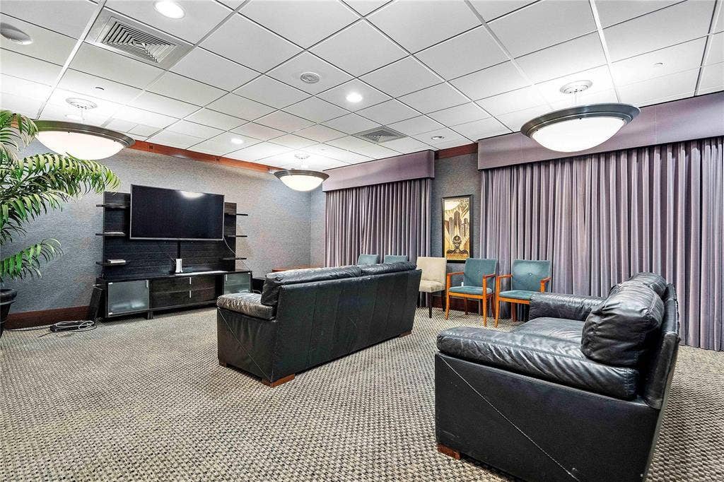 1900 S OCEAN Boulevard, #3G, Lauderdale By The Sea, FL 33062 Theatre