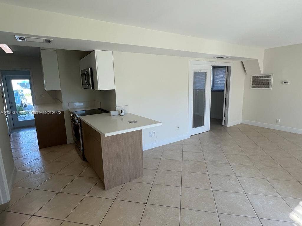 2755 NE 28th Avenue, #C3, Lighthouse Point, FL 33064 3